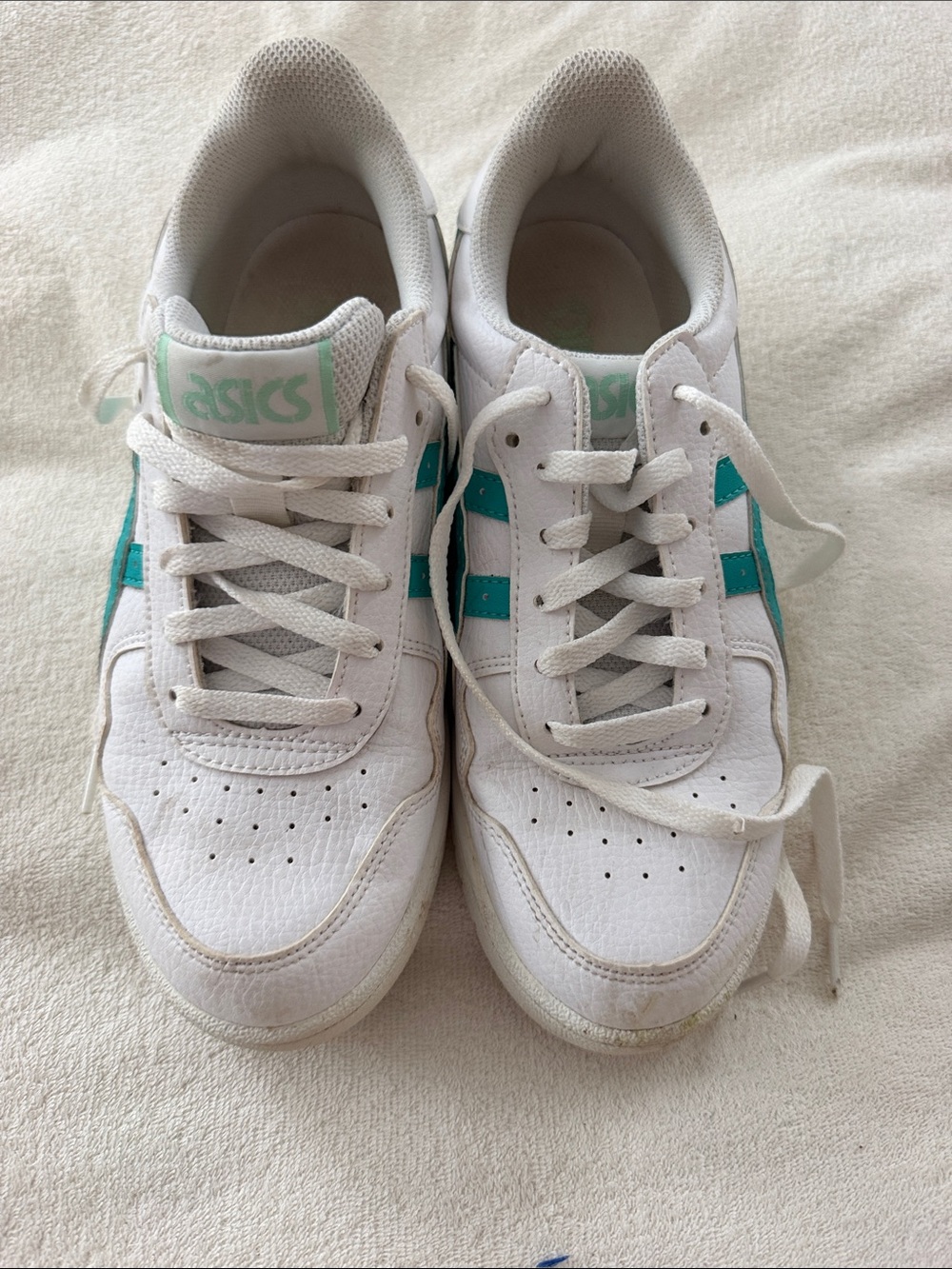 ASICS Kids White Sneakers with Teal Side Stripes